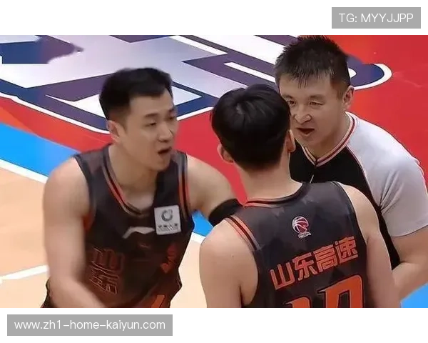 山东男篮完成八连胜佳绩 低开高走迈入季后赛区域