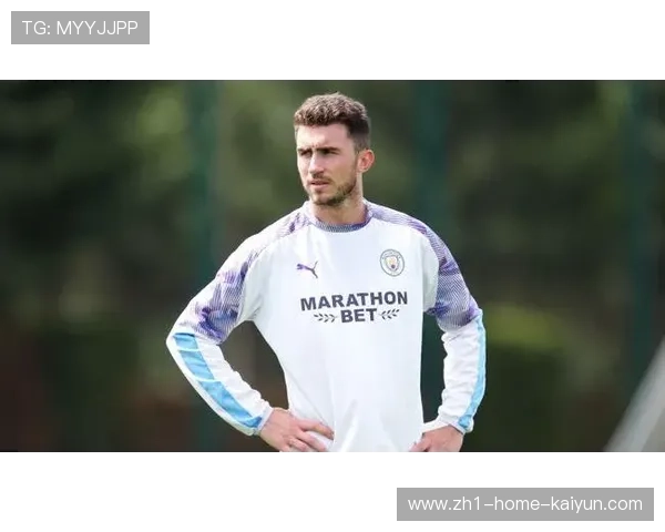 三中卫体系在英超重新崛起 攻防转换速度要求推动演化 三中卫体系在英超重新崛起 攻防转换速度要求推动演化